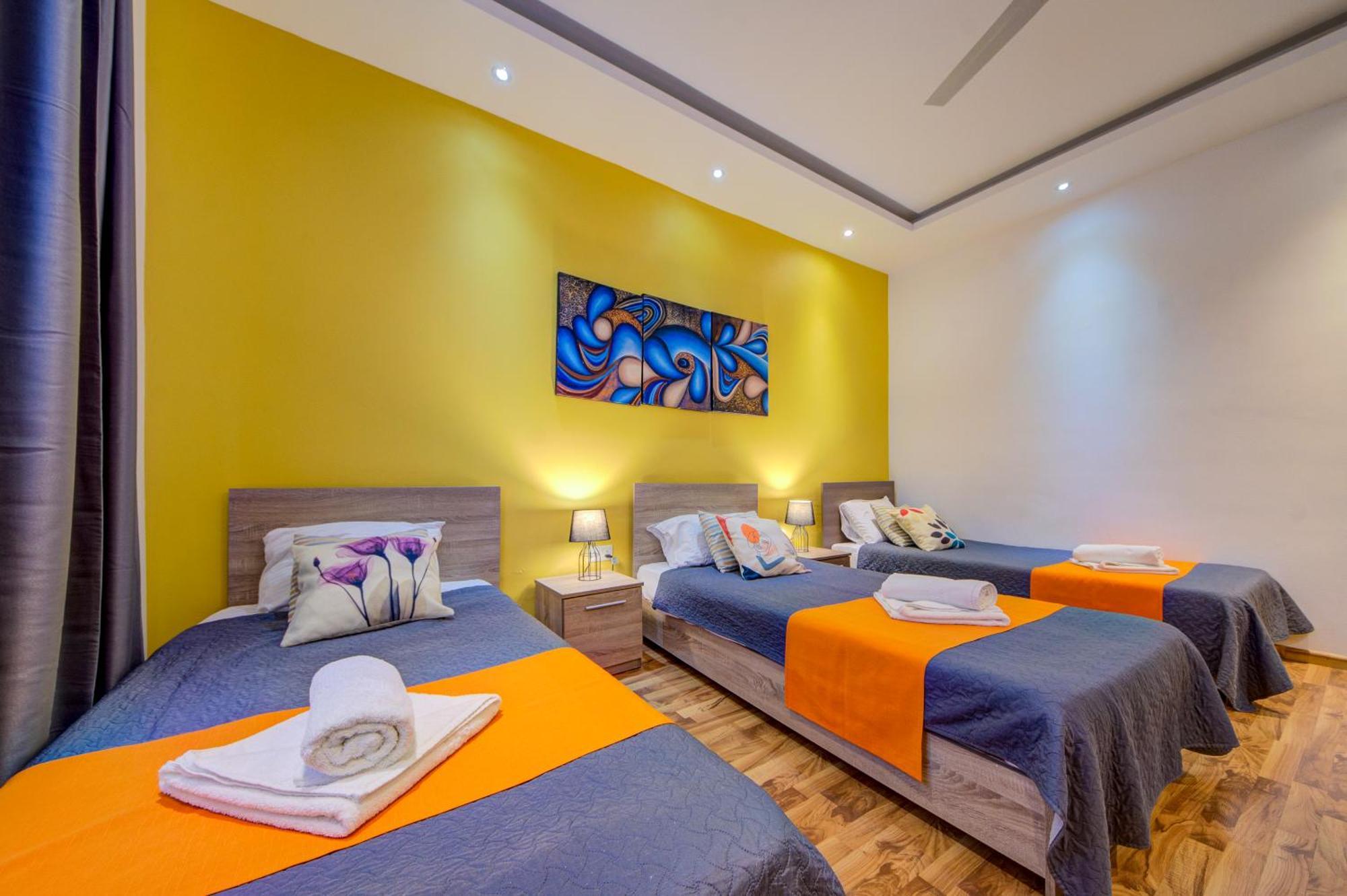 Exceptional Tigne Seafront Apartments By Shortletsmalta Sliema Dış mekan fotoğraf
